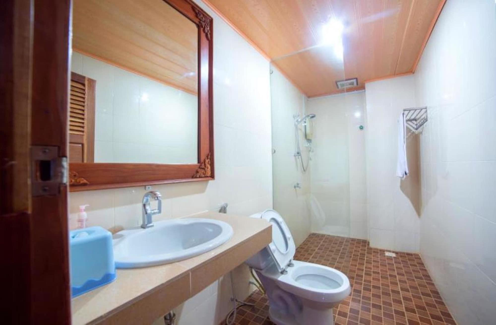 Banan Hotel Battambang Esterno foto